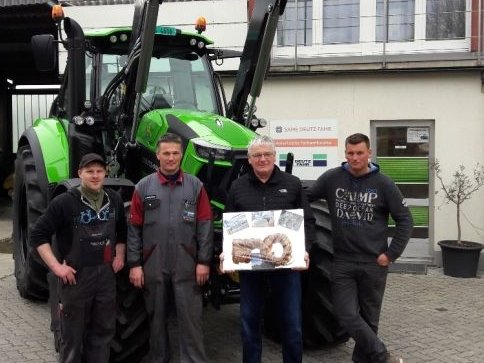 Deutz - Fahr Traktoren + Mähdrescher