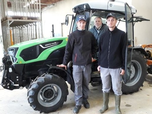 Deutz - Fahr Traktoren + Mähdrescher
