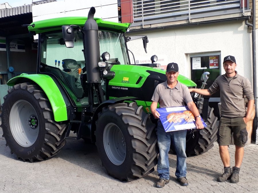 Deutz - Fahr Traktoren + Mähdrescher