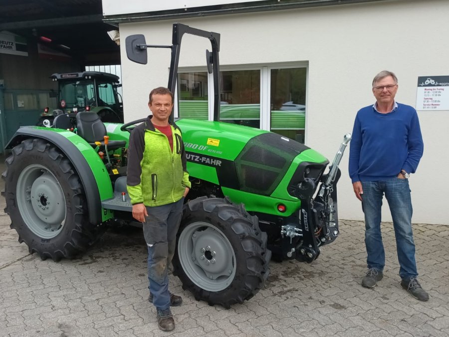 Deutz - Fahr Traktoren + Mähdrescher