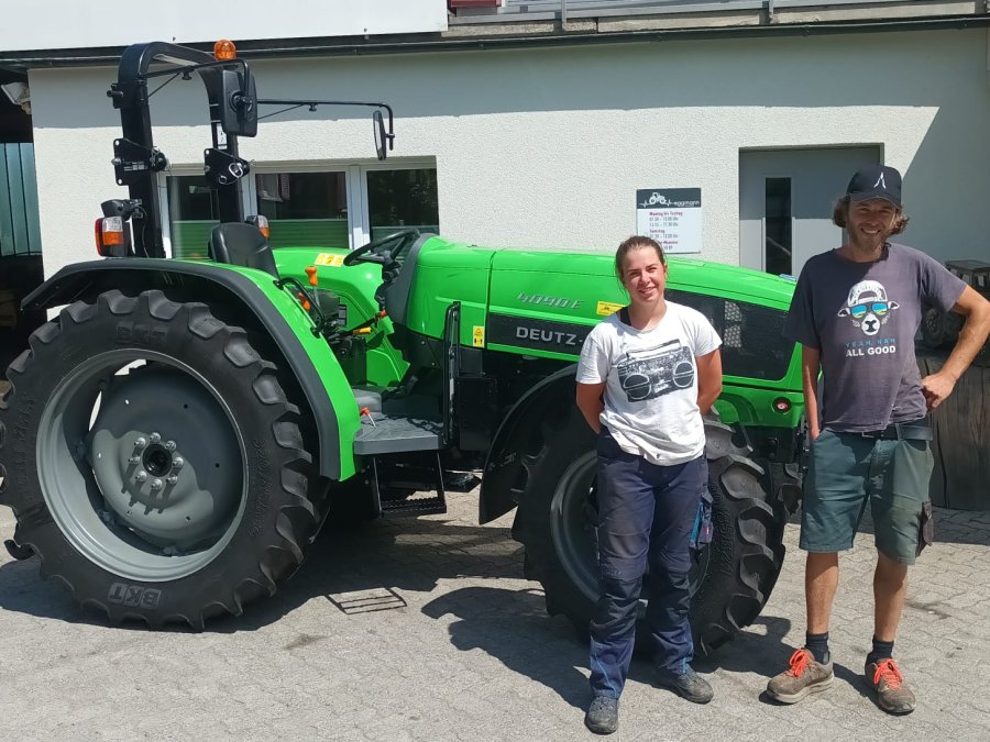 Deutz - Fahr Traktoren + Mähdrescher