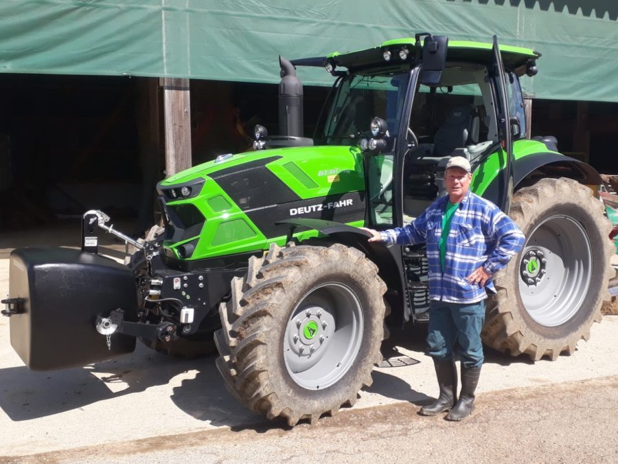 Deutz - Fahr Traktoren + Mähdrescher